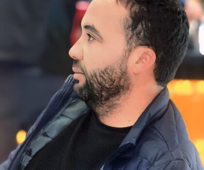 طلوع يكتب : خودوا المناصب، خودوا المكاسب… بس خلّوا لي سطات