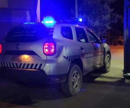 الدرك الملكي ببومية يفك لغز سرقة محلات الهواتف ويوقف المتورطين فعملية أمنية محكمة