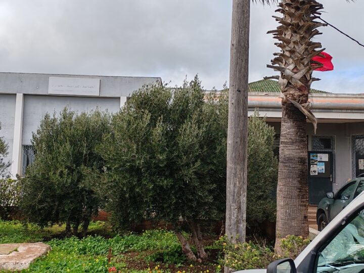 سطات : موظفون أشباح بجماعة الحوازة… مقر إداري بلا إدارة وساكنة تبحث عن الدولة