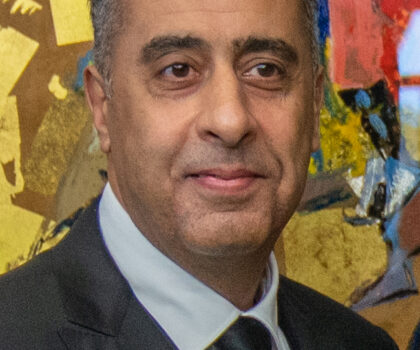 ترقيات استثنائية وتوظيف أرامل شهداء حادث سيدي إفني دعماً لأسرة الأمن الوطني