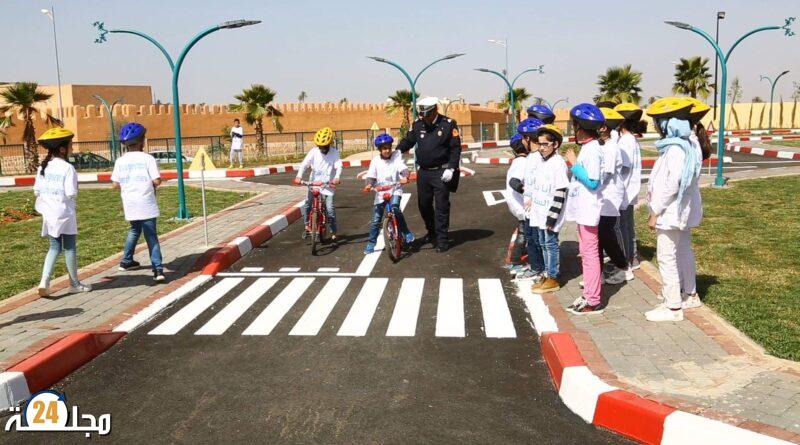 جمعية المليكات للتنمية القروية بأولاد عزوز تنظم يوما تحسيسيا حول السلامة الطرقية لفائدة الأطفال