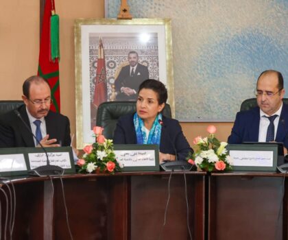 بنعلي تبرز الدور الاستراتيجي للساحل في الاقتصاد الوطني