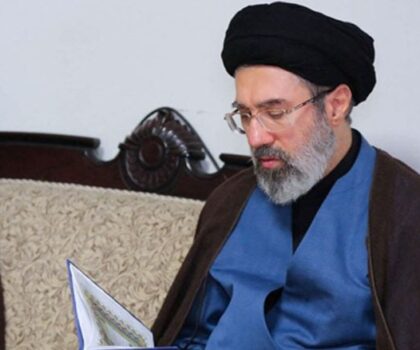 انتخاب مجتبى خامنئي مرشداً أعلى لإيران خلفاً لوالده بعد مقتله في هجوم أمريكي-إسرائيلي