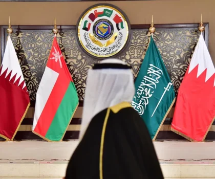 تضامن مغربي راسخ : دول مجلس التعاون الخليجي تشيد بمواقف الملك محمد السادس في مواجهة التهديدات الإيرانية