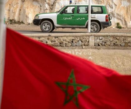 الجزائر تعلن مقتل مغربيين قرب بني ونيف بدعوى تهريب المخدرات وهيئة حقوقية بالمغرب تطالب بتحقيق شفاف