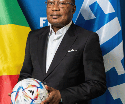 السجن المؤبد لرئيس الاتحاد الكونغولي السابق بعد إدانته باختلاس أموال كرة القدم