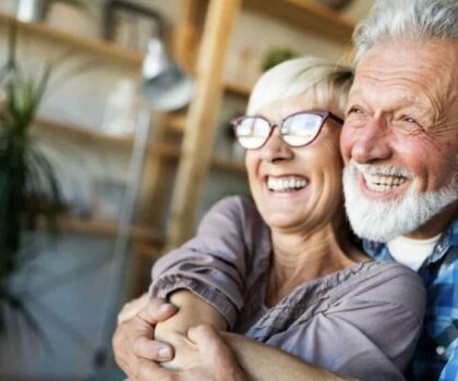 بعد الستين.. لماذا يرتفع الرضا عن الحياة مع التقدم في العمر؟