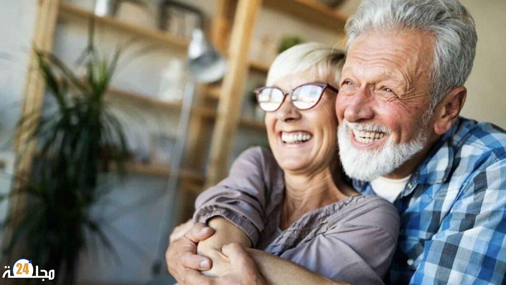 بعد الستين.. لماذا يرتفع الرضا عن الحياة مع التقدم في العمر؟