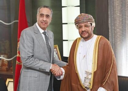 تعزيز التعاون الأمني بين المغرب وسلطنة عُمان في صلب مباحثات حموشي والسفير العُماني بالرباط