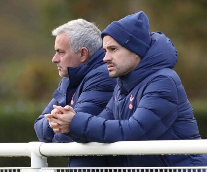 عقل مورينيو الهادئ” في خدمة الكرة المغربية : من هو جواو ساكرامنتو مساعد محمد وهبي الجديد؟