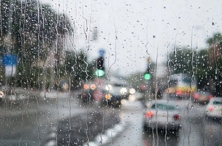 طقس السبت: أمطار رعدية بعدد من مناطق المملكة وثلوج مرتقبة بمرتفعات الأطلس