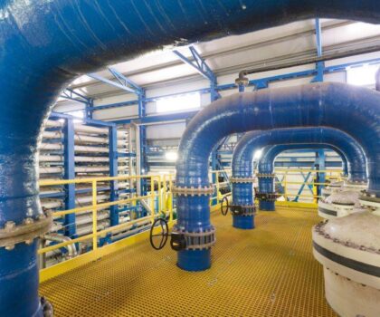 إطلاق مشروع محطة لتحلية مياه البحر بضواحي طنجة لتعزيز التزويد بالماء الشروب