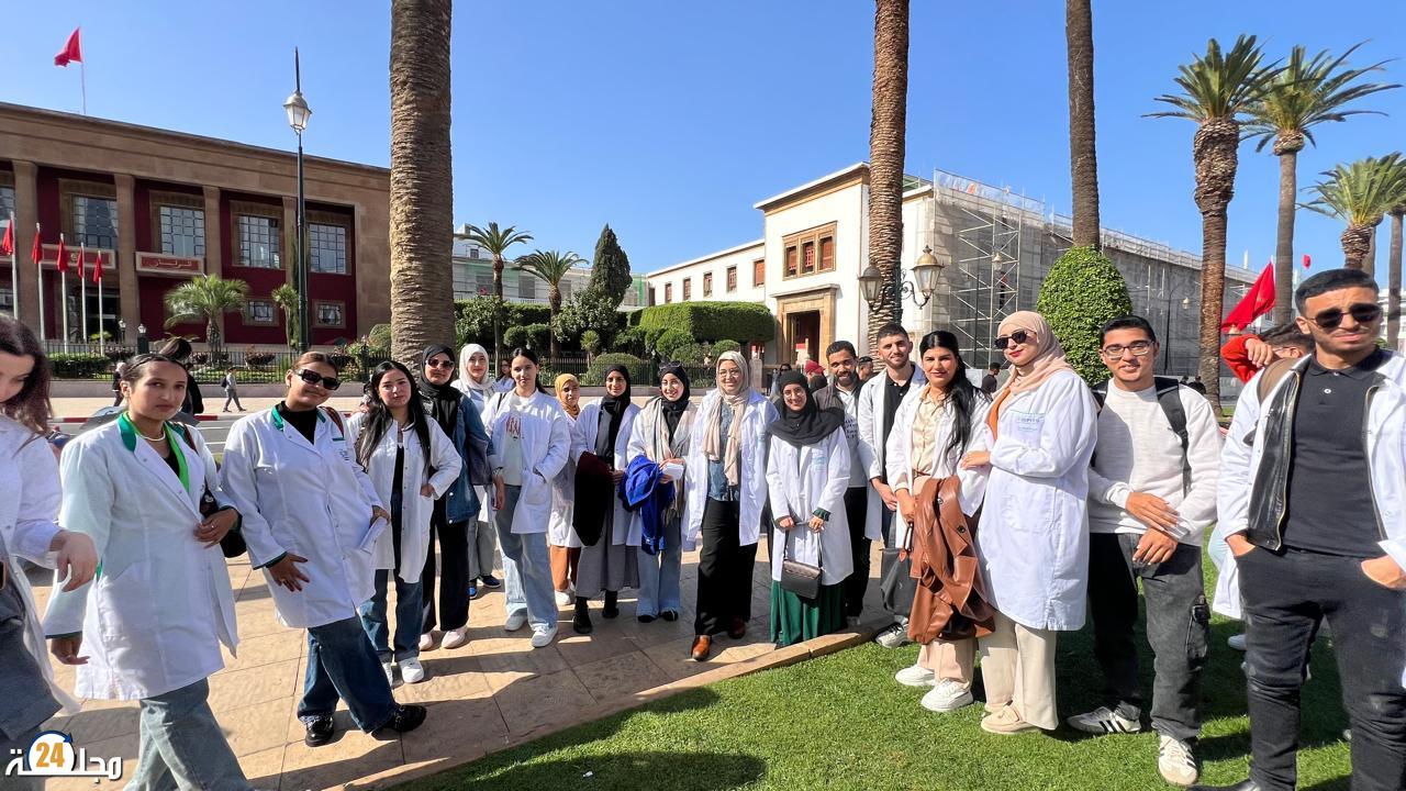 خريجو “المساعدة في المجال الطبي الاجتماعي” بين بطالة مُقلقة وانتظار إنصاف مؤسساتي