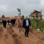 عامل إقليم خنيفرة يتفقد أوراشا تنموية بموقع الشلال ويقف على تقدم المشاريع