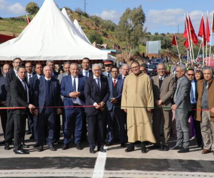 تشققات تثير الجدل في قنطرة وادي واومانة بخنيفرة بعد أيام من تدشينها من طرف نزار بركة