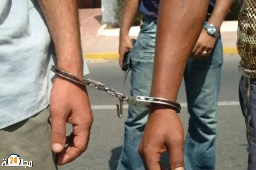 الدار البيضاء: الإطاحة بمنتحل صفة شرطي تورط في ابتزاز مواطنين بحديقة عين السبع