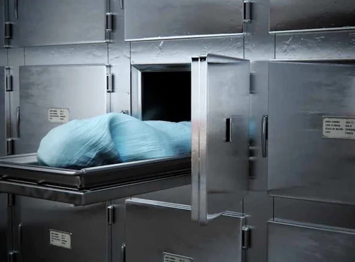 وفاة شرطي داخل شقة بسطات تستنفر الشرطة القضائية وتفتح تحقيقًا تحت إشراف النيابة العامة