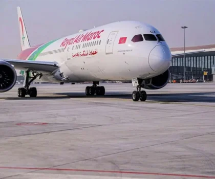 الخطوط الملكية المغربية تتسلم أول طائرة بوينغ 737 ماكس 8 لتعزيز وتحديث أسطولها