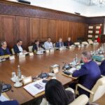 الحكومة تستعرض حصيلة الحوار الاجتماعي وتقر زيادات مهمة في الأجور وتحسينات في مدونة الشغل