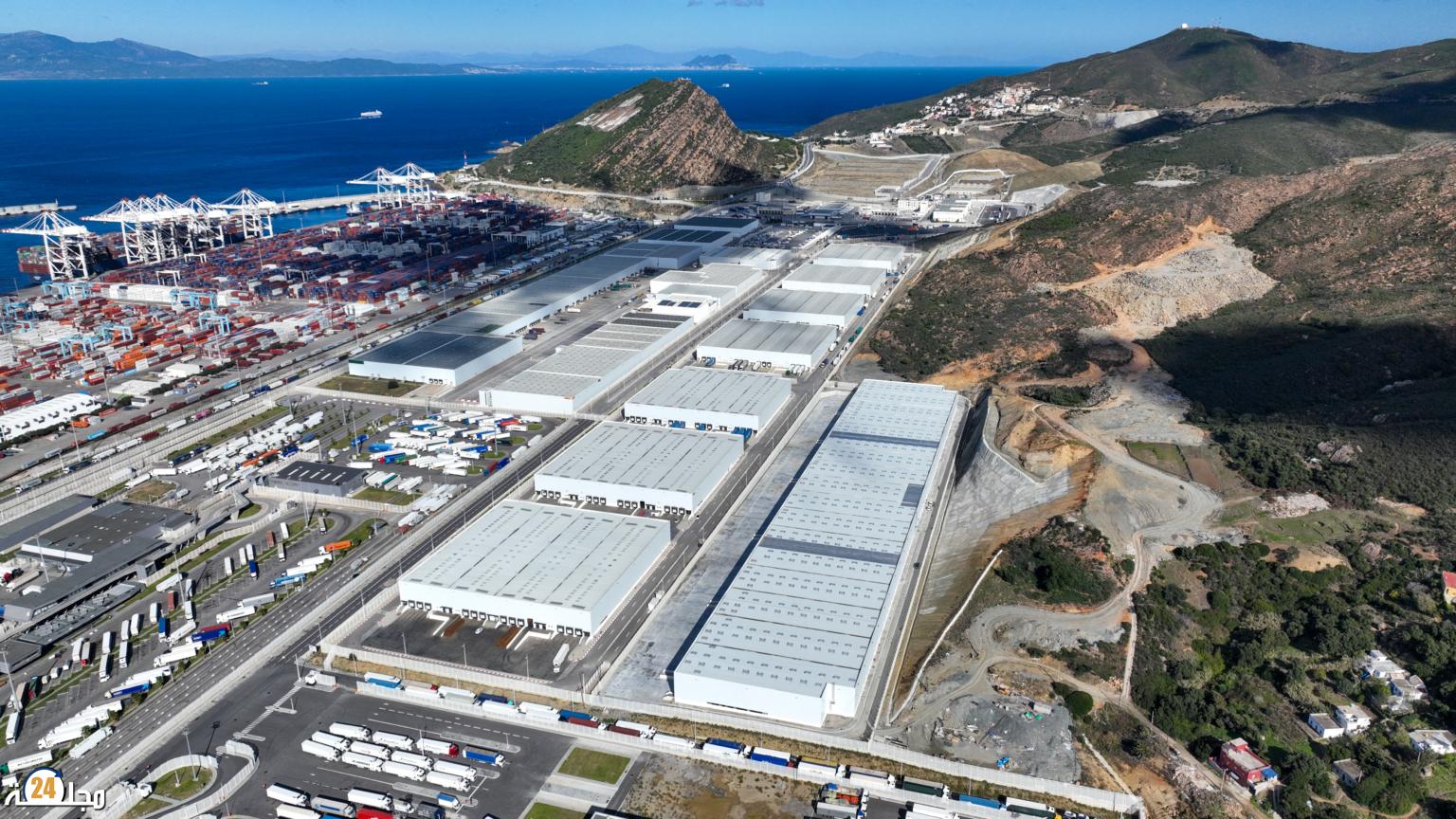 ميناء طنجة المتوسط يلعب دورا استراتيجيا في تعزيز السيادة الغذائية وتنافسية الفلاحة المغربية