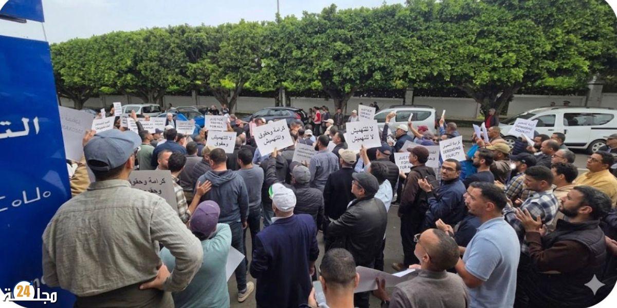 إضراب يشل وزارتي التجهيز و النقل..غضب نقابي يتصاعد و تحذير من إنفجار إجتماعي