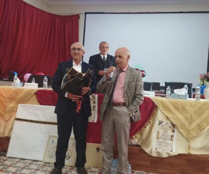 رؤى تطبيقية في تدريس التاريخ والجغرافيا وتكريم تربوي متميز: فعاليات ندوة وطنية بخريبكة