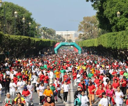أزيد من 12 ألف مشاركة في الدورة ال 16 من سباق النصر النسوي من بينهن مغربيات مقيمات بفرنسا.  