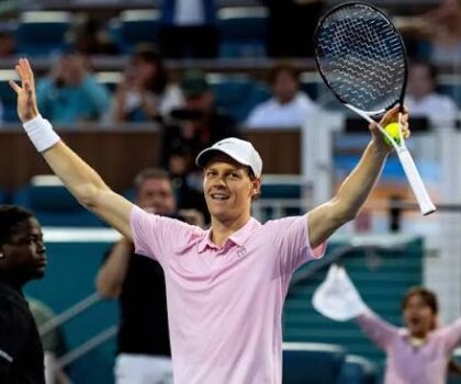 سينر يُسقط ألكاراس و يعتلي عرش العالم من بوابة مونتي كارلو