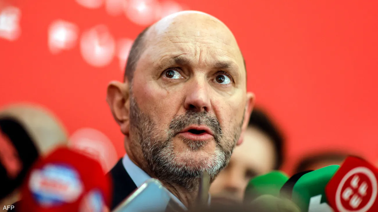 رئيس الاتحاد الإسباني يحذر من قوة الملف المغربي في سباق استضافة نهائي المونديال