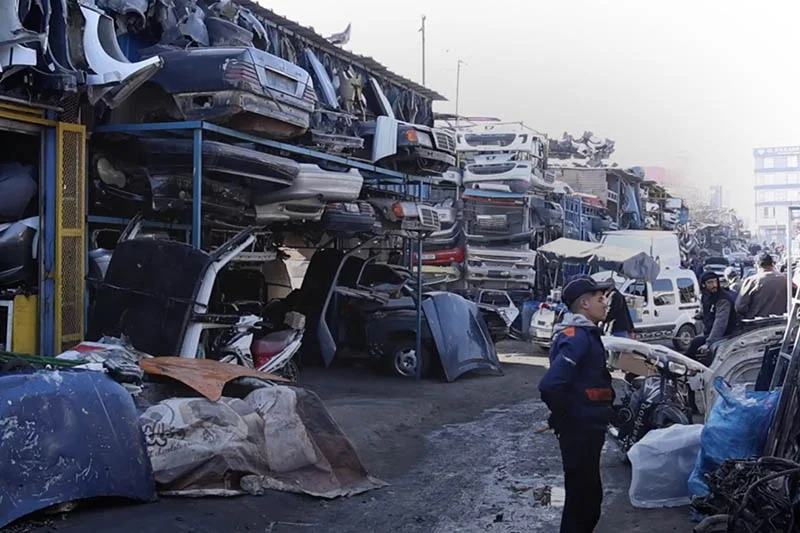 السلطات تشرع في هدم سوق قطع الغيار بالسالمية لتهيئة قرية رياضية كبرى بالدار البيضاء