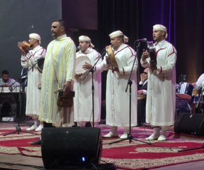 خريبكة تحتفي بإبداع المكفوفين في ختتام الدورة السادسة من مهرجانهم الوطني