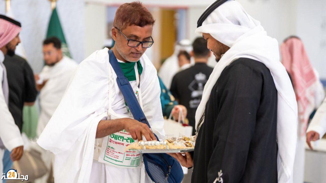 السعودية تعلن بدء توافد الحجاج وسط استعدادات مكثفة لتسهيل رحلتهم