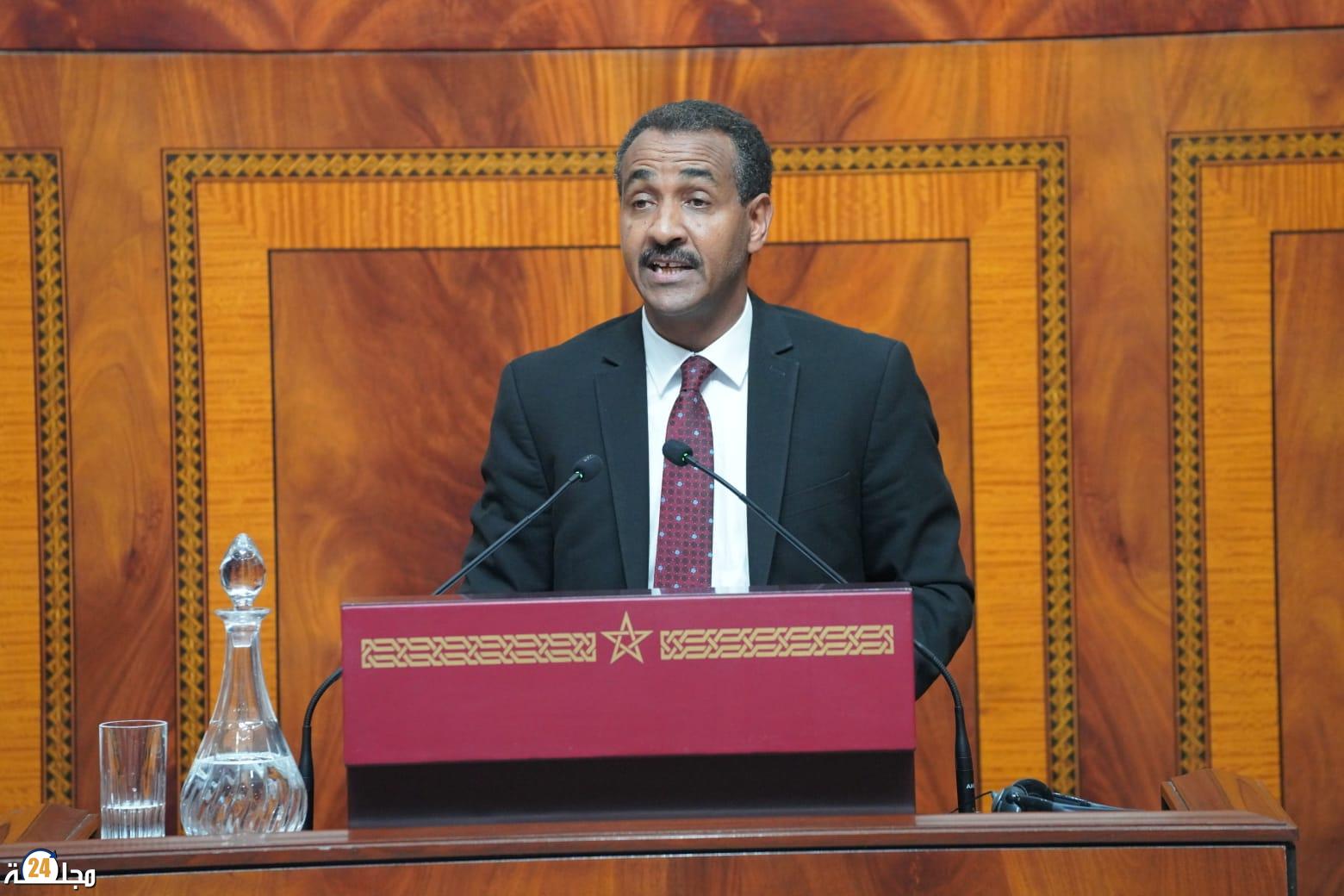 “صدام تحت القبة : المعارضة تتهم الحكومة بالتغول و أخنوش في مرمى إنتقادات دستورية”