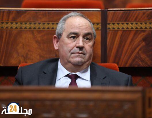وزير التعليم العالي يدعو المحسنين للمساهمة في المنح الجامعية والمعارضة تشكك في الأرقام
