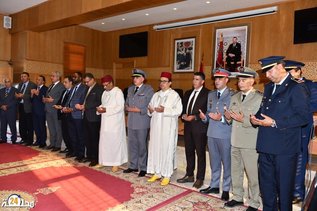 عامل إقليم الرحامنة يترأس حفل توديع حجاج موسم 1447 هـ 