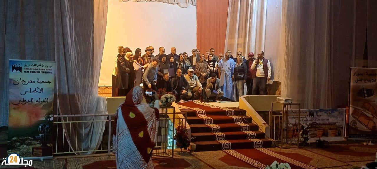 إسدال الستار على الدورة الرابعة من مهرجان الأطلس للفيلم  بإيموزار كندر وتتويج أعمال سينمائية مغربية وعربية متميزة