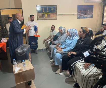 قبل شد الرحال.. حجاج “داركم أسفار” ببن أحمد في عناق الأرواح والقلوب