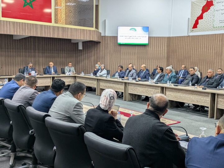 عامل إقليم برشيد يترأس اجتماعًا لتتبع مشاريع الماء والكهرباء والتطهير السائل
