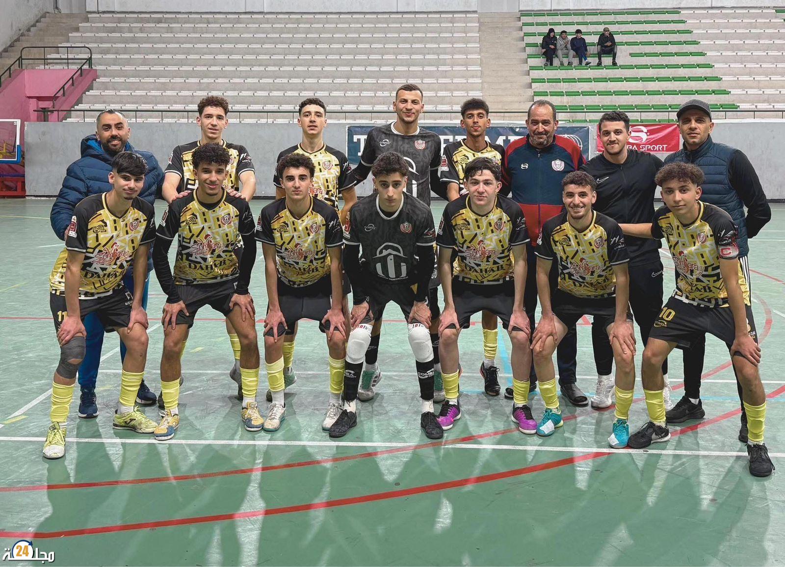 أحداث مؤسفة تعصف بلقاء كروي بين تطوان وطنجة وتطرح تساؤلات حول التحكيم