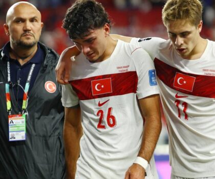 خيبة أمل وإقصاء مبكر لتركيا من مونديال 2026 وسط انتقادات لاذعة