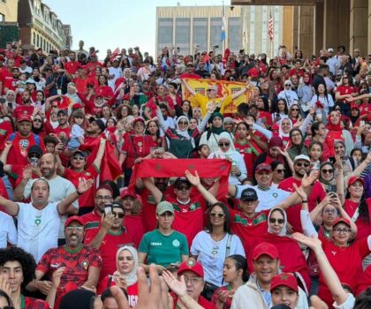 الجماهير المغربية تغزو شوارع بوسطن لدعم أسود الأطلس قبل مواجهة اسكتلندا