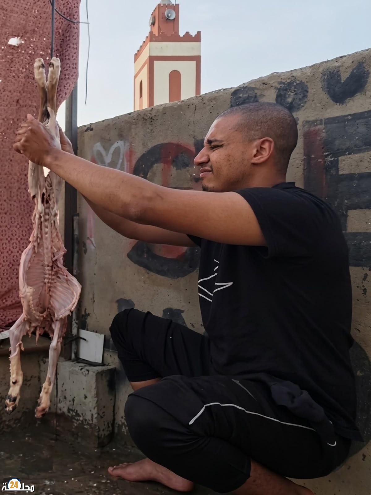 بسبب فيديو شواء كلب.. المنظمة الوطنية للحماية الإلكترونية تتقدم بشكاية ضد صاحب قناة بن نسنس