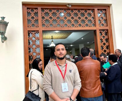العالم يحتفي بمحمد عباز: إنجاز تاريخي يضع شابًا مغربيًا ضمن أعظم 100 صانع للأمل في عصرنا
