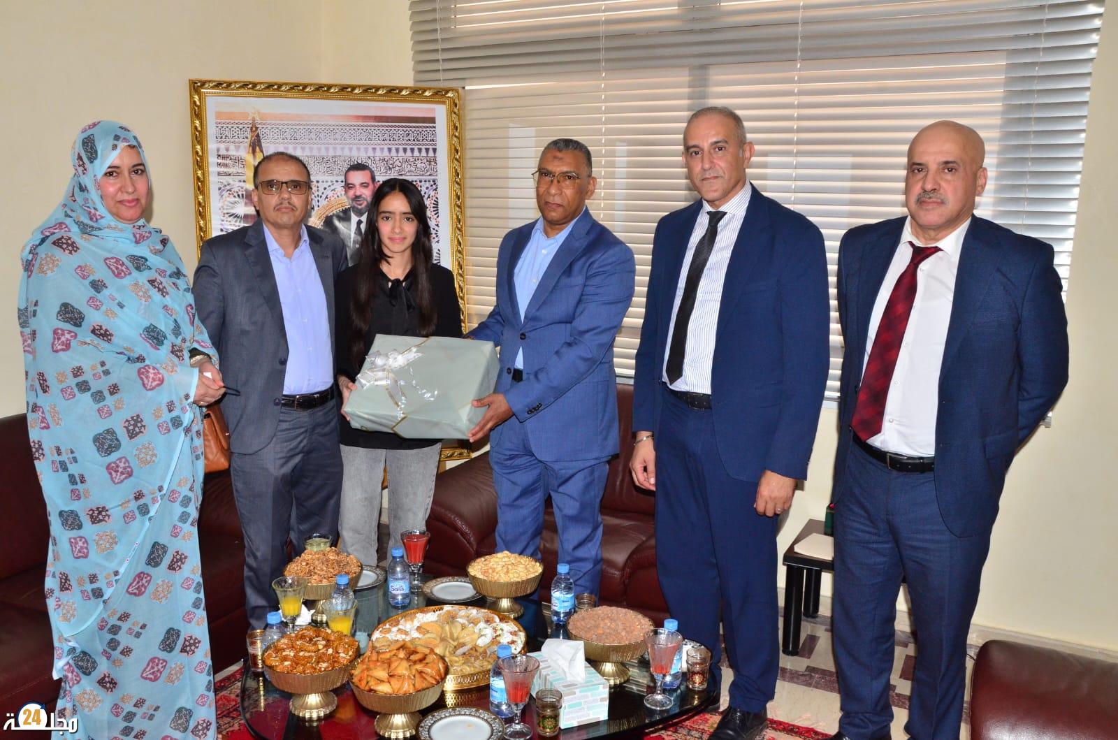 أسماء المزدوغي تتوج بأعلى معدل بجهة كلميم وادنون وتحظى باستقبال عامل الإقليم