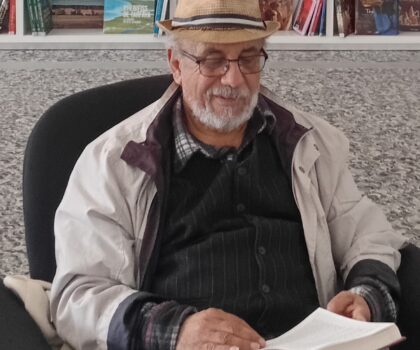 **بعد النجاح الذي حققته “المذكور أسفله”.. بلعيد بنصالح أكريديس يطل بمسرحية جديدة “عوجوك عليا” ويستعد لإصدار أعمال أدبية متنوعة**