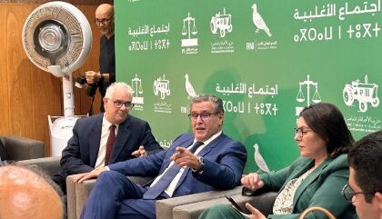 الأغلبية تشيد بالعودة إلى الساعة القانونية: القرار يستجيب لمطالب المواطنين ويعزز الاستقرار النفسي