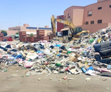 مطرح عشوائي للنفايات يهدد الصحة و البيئة في الحي الصناعي للعزوزية بمراكش