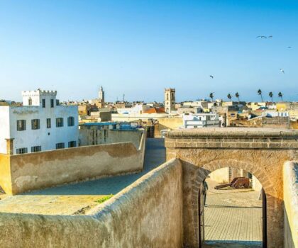 لهذه الأسباب يفضل السياح البريطانيون مدينة الجديدة المغربية كبديل اقتصادي وآمن عن دبي