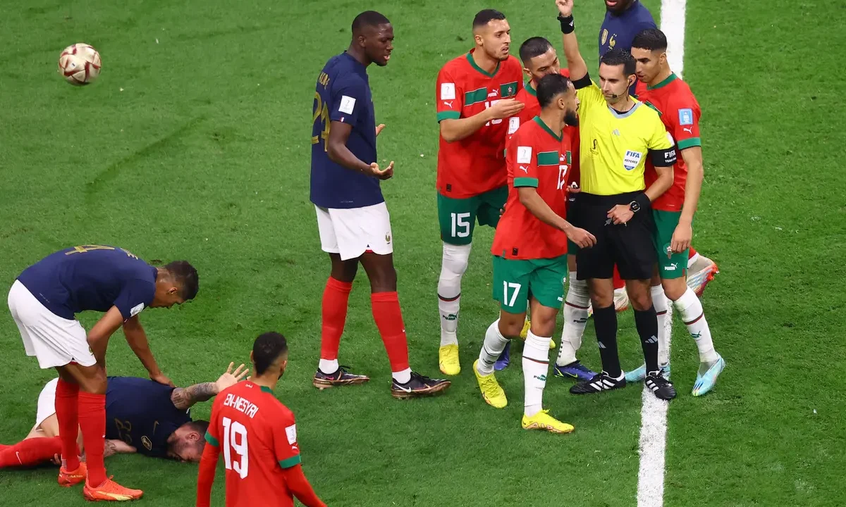 أسود الأطلس وفرنسا أمام اختبار كندا والباراغواي لضرب موعد محتمل في ربع النهائي