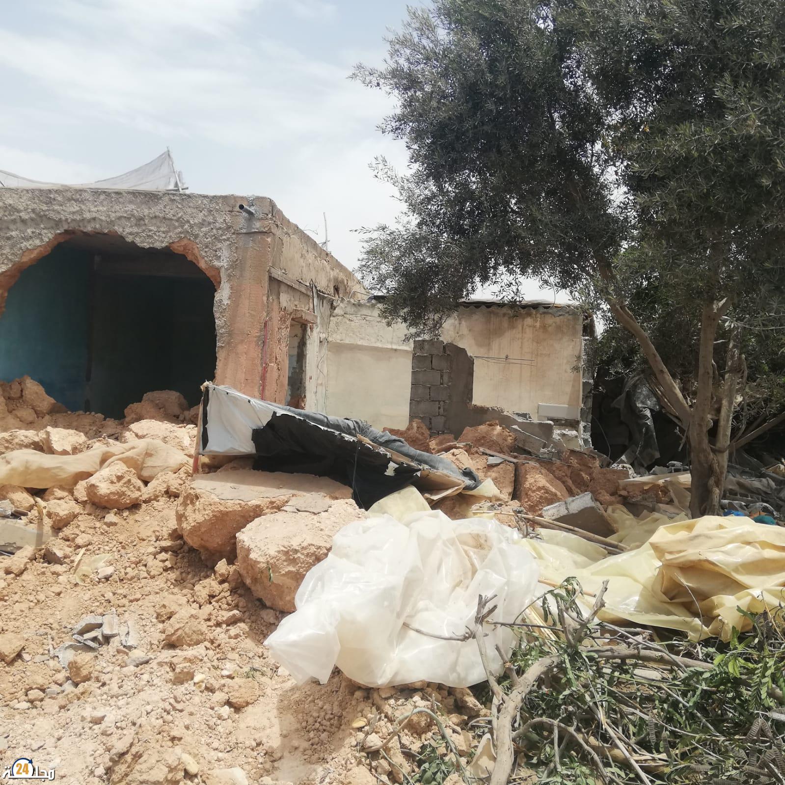 بيوكرى.. السلطات تُسابق الزمن لهدم بنايات آيلة للسقوط بحي التوامة حمايةً للأرواح